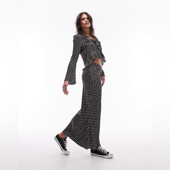 Topshop satin jacquard bias maxi skirt and top in mono polka dot - SET - Picture 2 of 16